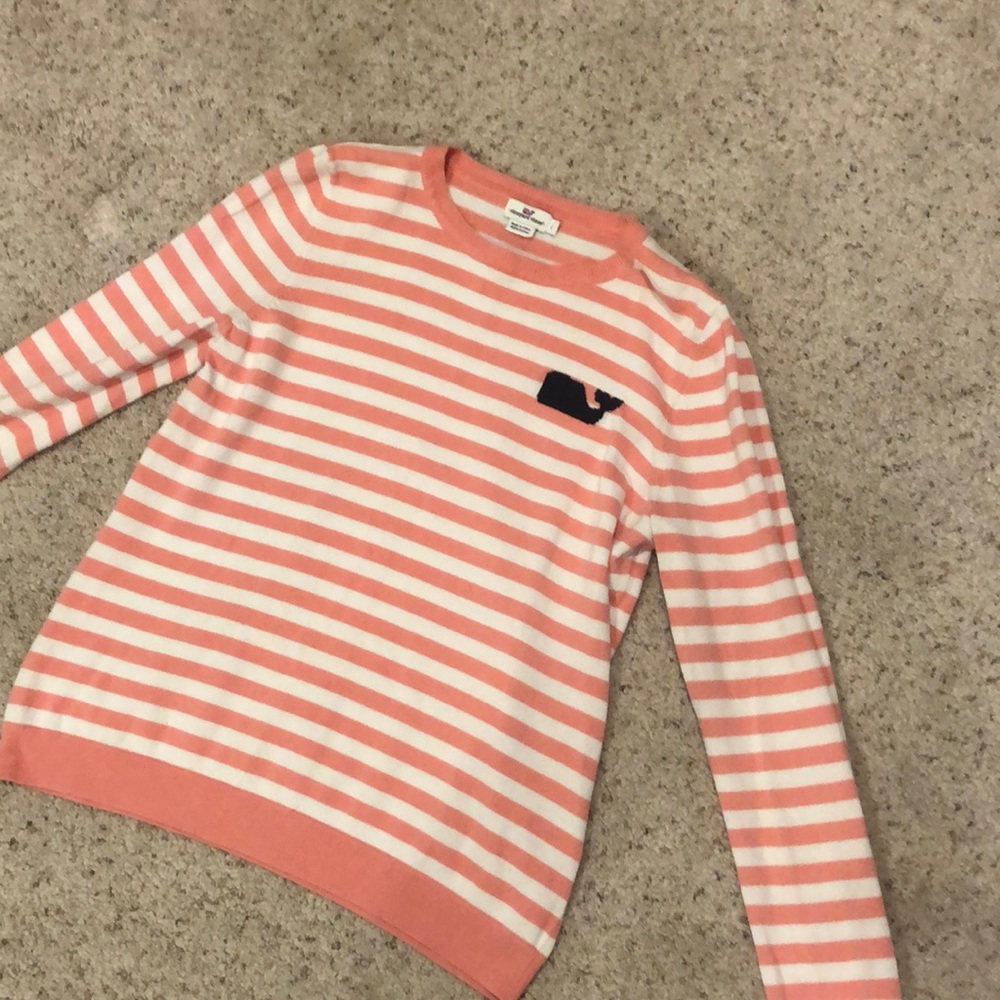 Pink and white striped vineyard vines sweater.